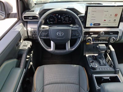 2025 Toyota Tacoma 4WD 4WD Trailhunter Hybrid Double Cab 5' Bed AT (Natl)