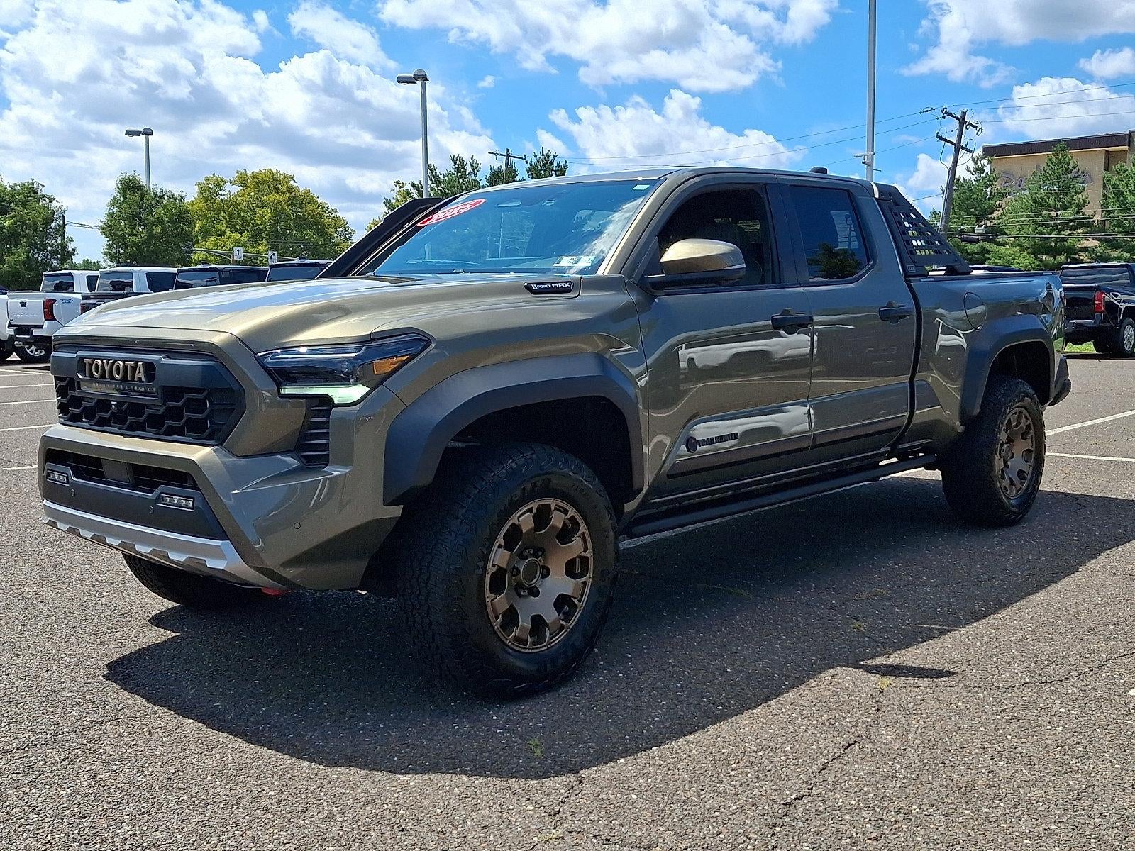 2025 Toyota Tacoma 4WD 4WD Trailhunter Hybrid Double Cab 5' Bed AT (Natl)