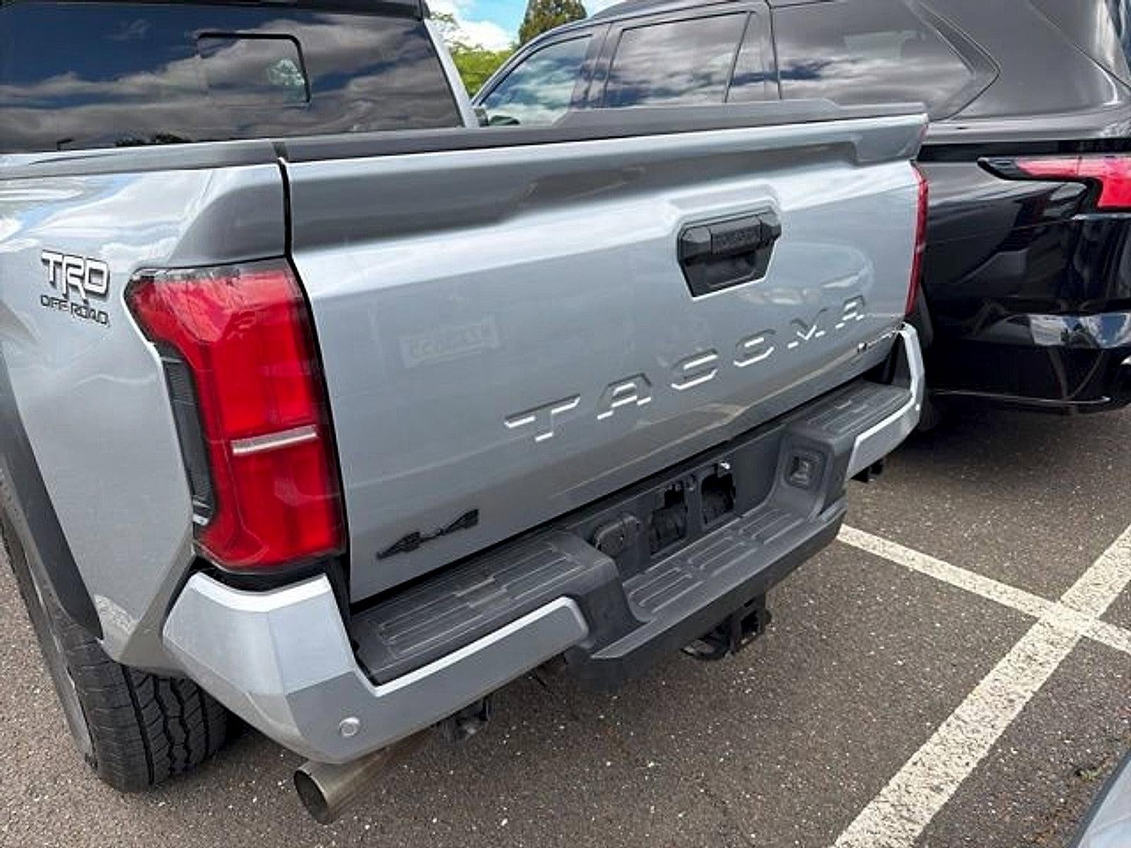 2025 Toyota Tacoma 4WD 4WD TRD Off Road Hybrid Double Cab 5' Bed AT (Natl)