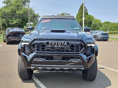 2024 Toyota Tacoma 4WD 4WD TRD Pro Hybrid Double Cab 5' Bed AT (Natl)
