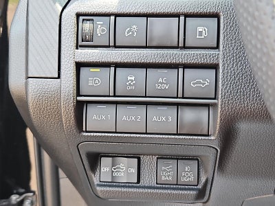 2024 Toyota Tacoma 4WD 4WD TRD Pro Hybrid Double Cab 5' Bed AT (Natl)