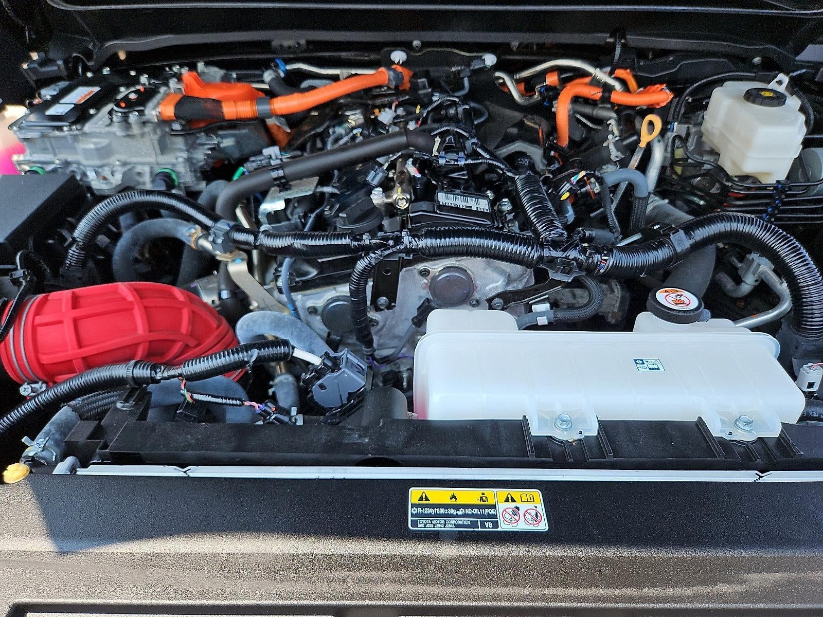2024 Toyota Tacoma 4WD 4WD TRD Pro Hybrid Double Cab 5' Bed AT (Natl)