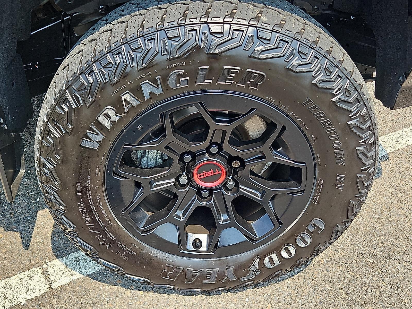 2024 Toyota Tacoma 4WD 4WD TRD Pro Hybrid Double Cab 5' Bed AT (Natl)