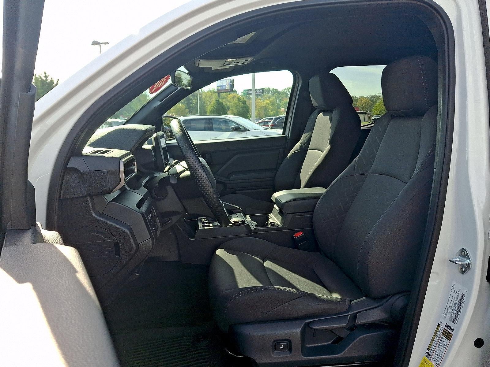 2025 Toyota Tacoma 4WD 4WD SR Double Cab 5' Bed AT (GS)
