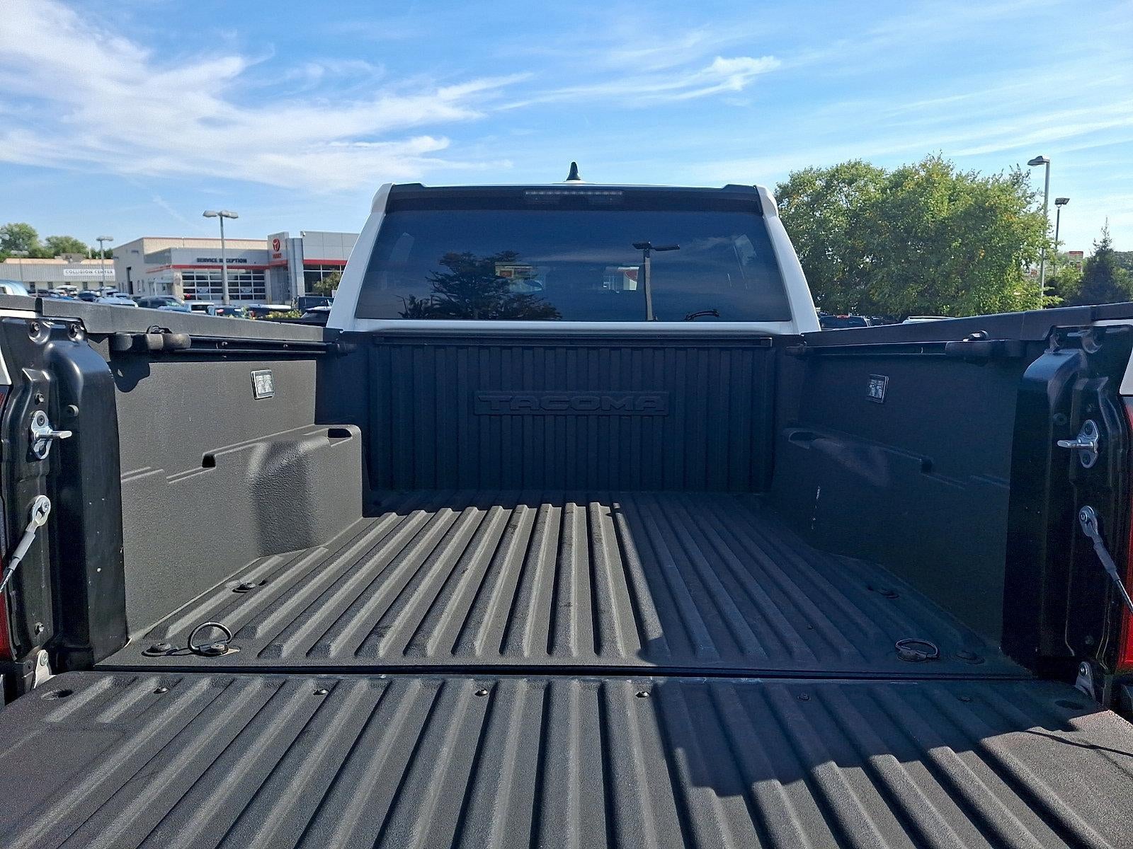 2025 Toyota Tacoma 4WD 4WD SR Double Cab 5' Bed AT (GS)