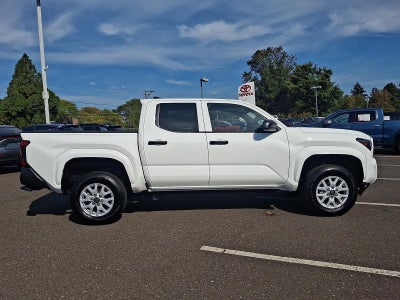 2025 Toyota Tacoma 4WD 4WD SR Double Cab 5' Bed AT (GS)