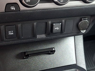 2022 Toyota Tacoma 2WD 2WD SR Access Cab 6' Bed I4 AT (GS)