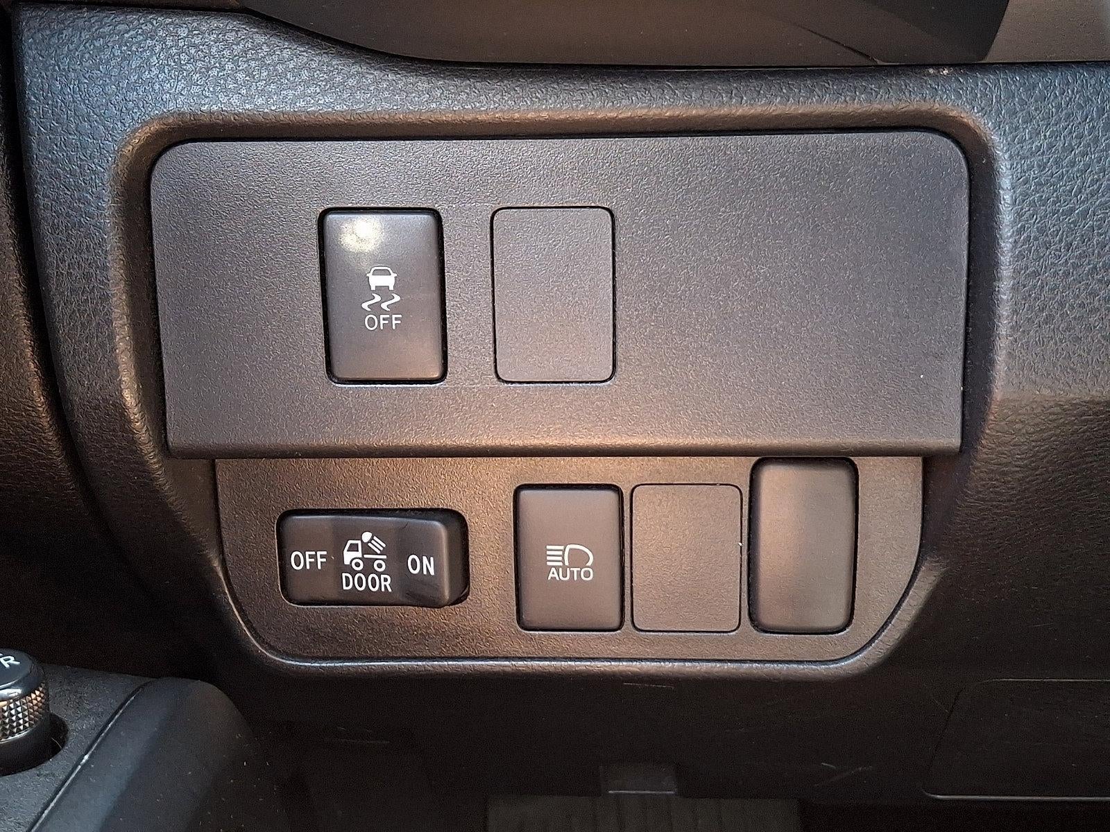2022 Toyota Tacoma 4WD 4WD SR Access Cab 6' Bed I4 AT (Natl)