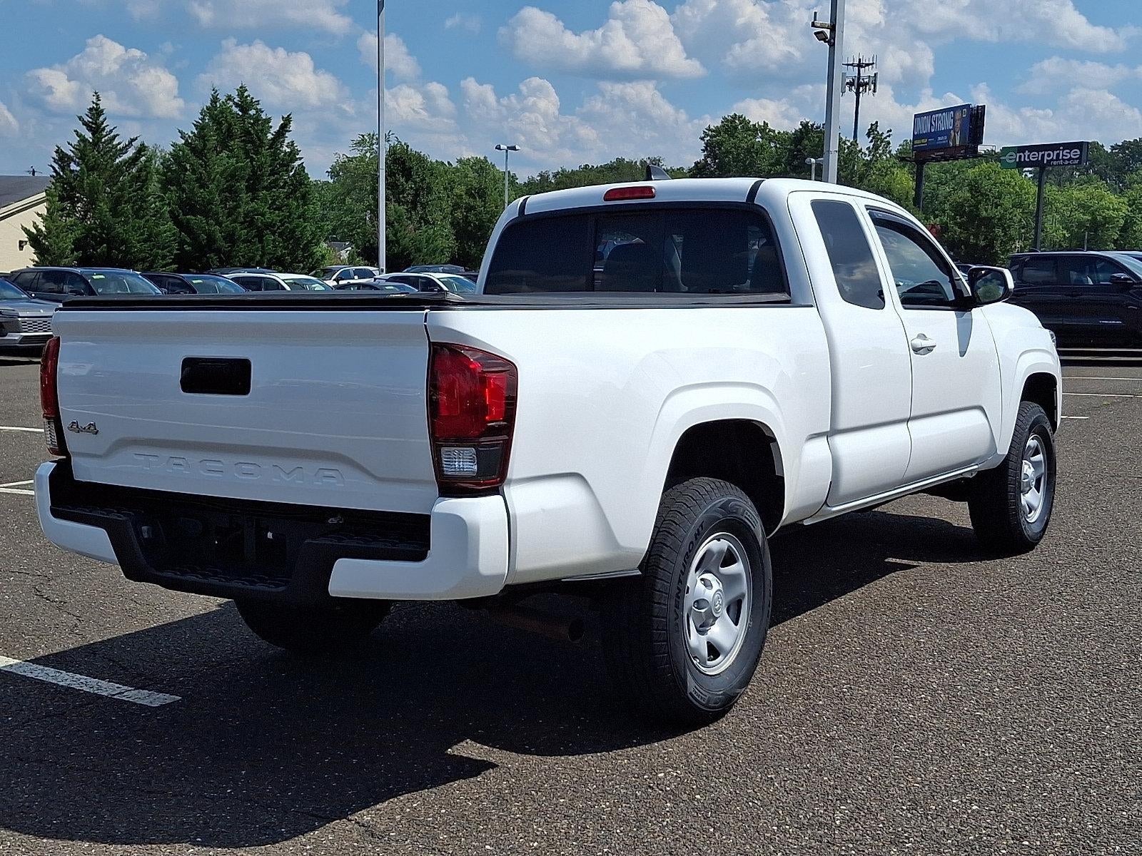 2022 Toyota Tacoma 4WD 4WD SR Access Cab 6' Bed I4 AT (Natl)