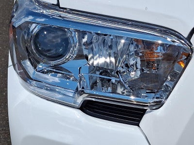 2022 Toyota Tacoma 4WD 4WD SR Access Cab 6' Bed I4 AT (Natl)