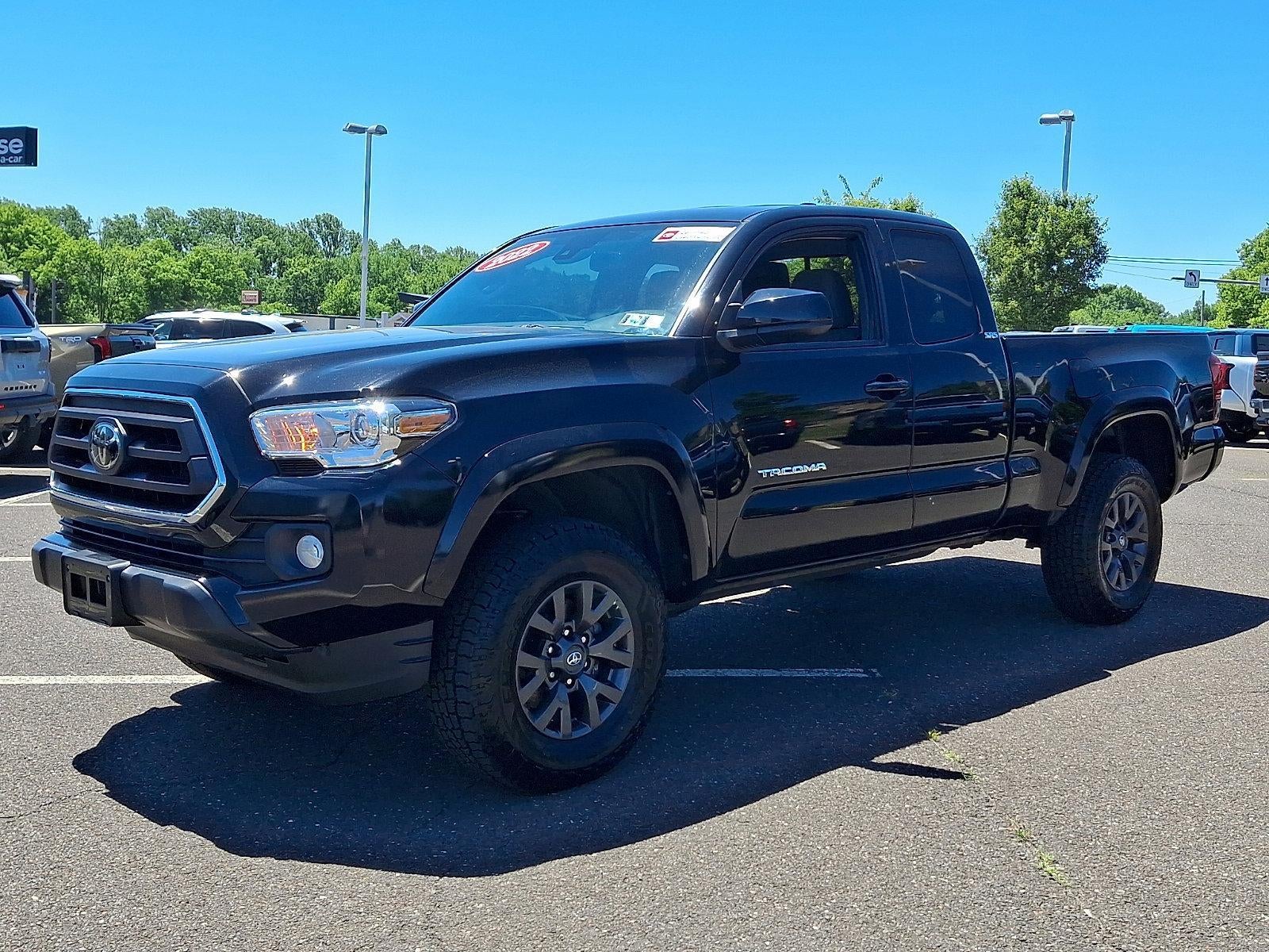 2022 Toyota Tacoma 4WD 4WD SR5 Access Cab 6' Bed V6 AT (SE)