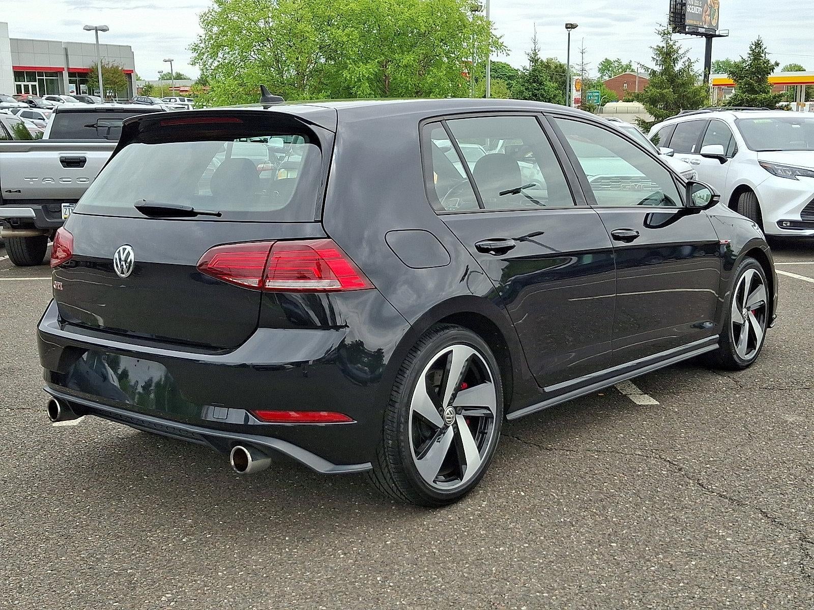 2019 Volkswagen Golf GTI 2.0T SE DSG