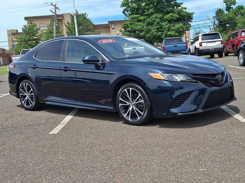 2018 Toyota Camry SE Auto (SE)