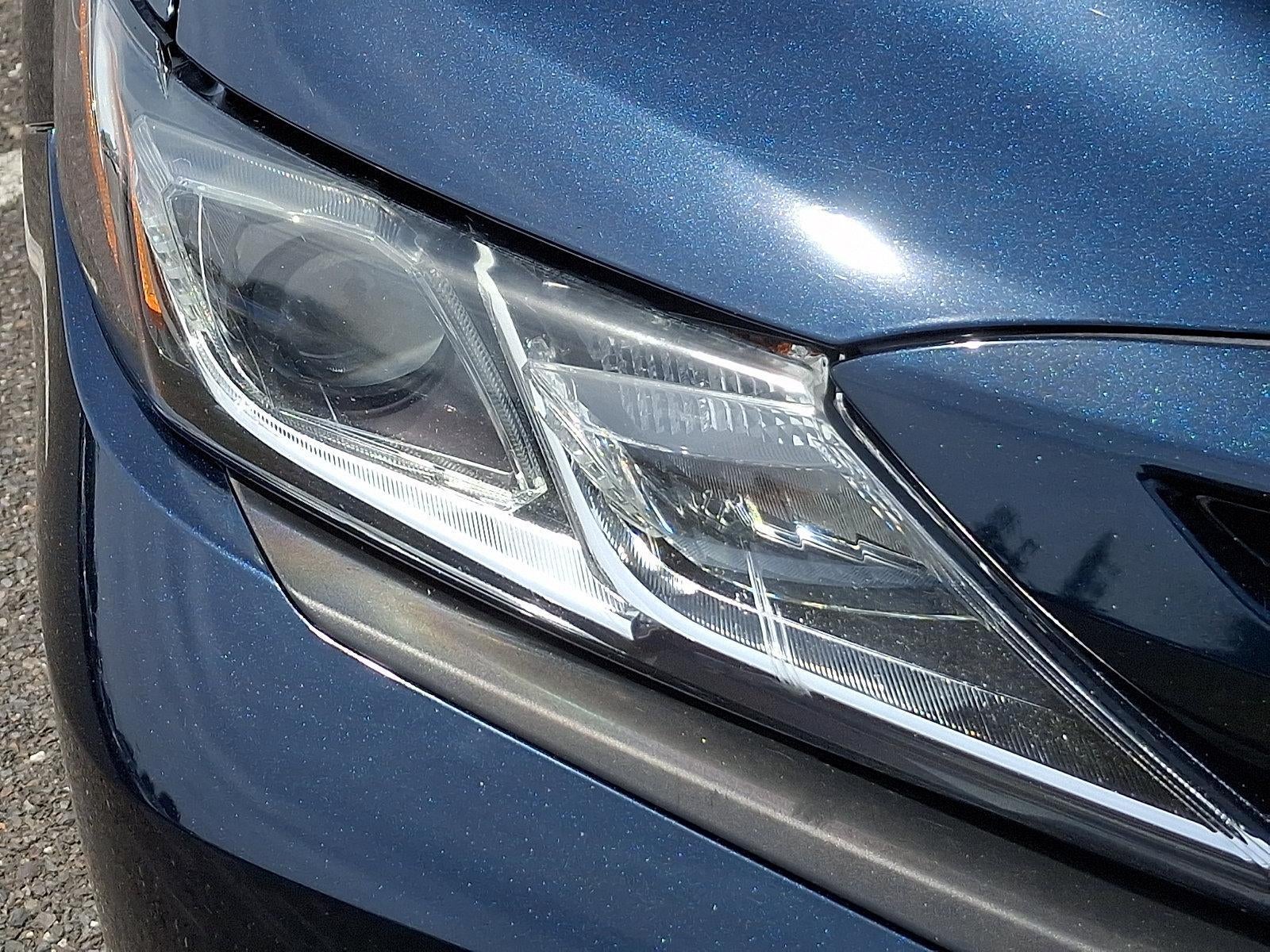 2018 Toyota Camry SE Auto (SE)