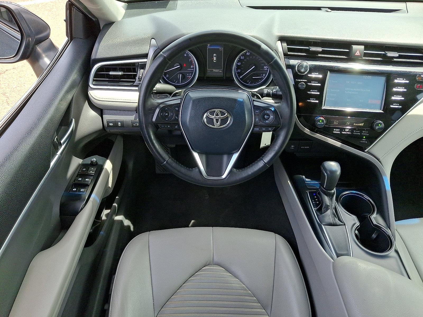2018 Toyota Camry SE Auto (SE)
