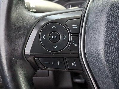 2018 Toyota Camry SE Auto (SE)