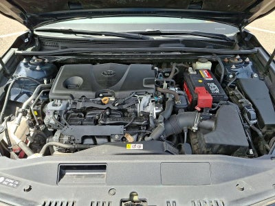 2018 Toyota Camry SE Auto (SE)