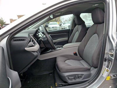 2019 Toyota Camry LE Auto (Natl)