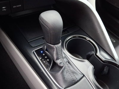 2019 Toyota Camry LE Auto (Natl)