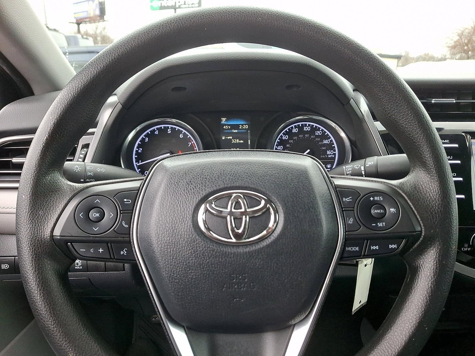 2019 Toyota Camry LE Auto (Natl)