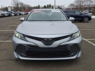 2019 Toyota Camry LE Auto (Natl)