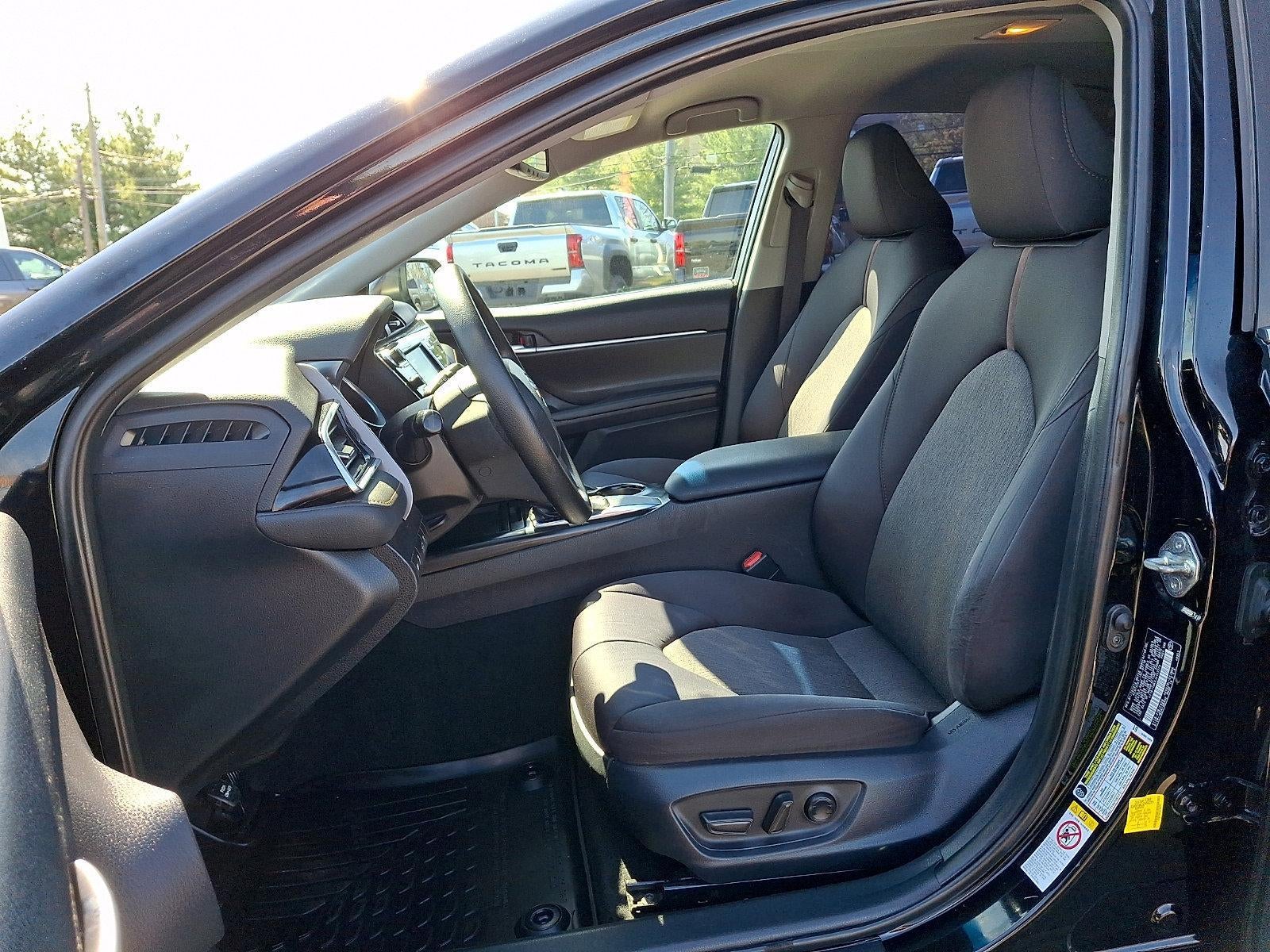 2018 Toyota Camry LE Auto (Natl)