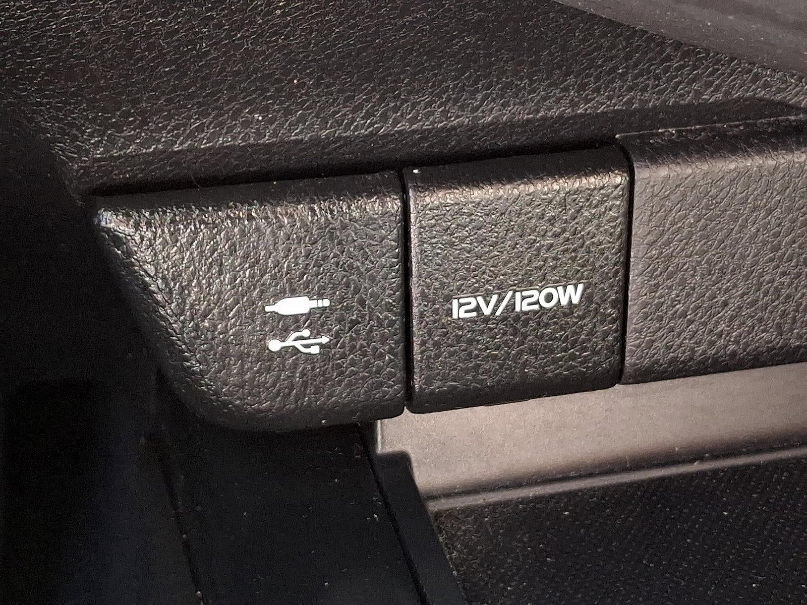 2018 Toyota Camry LE Auto (Natl)