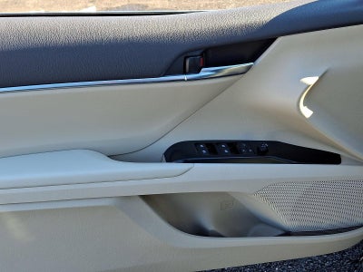 2018 Toyota Camry Hybrid LE CVT (Natl)