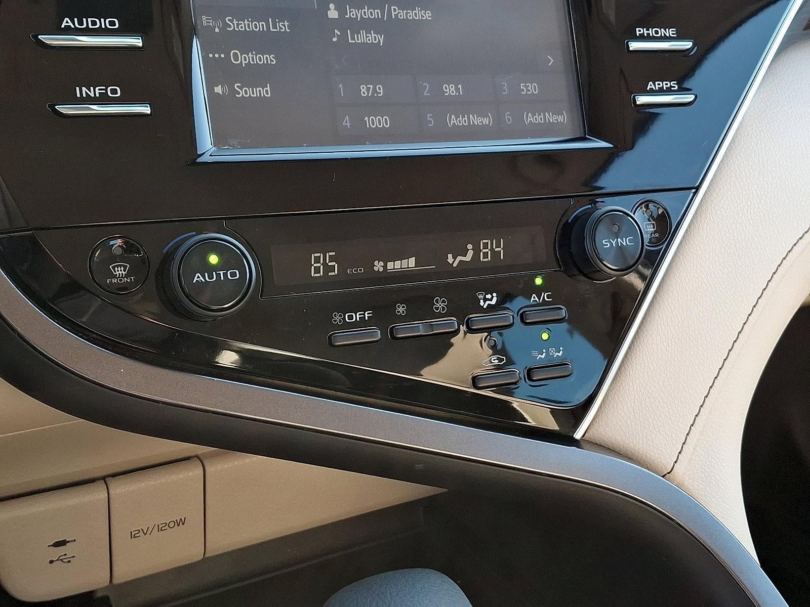 2018 Toyota Camry Hybrid LE CVT (Natl)