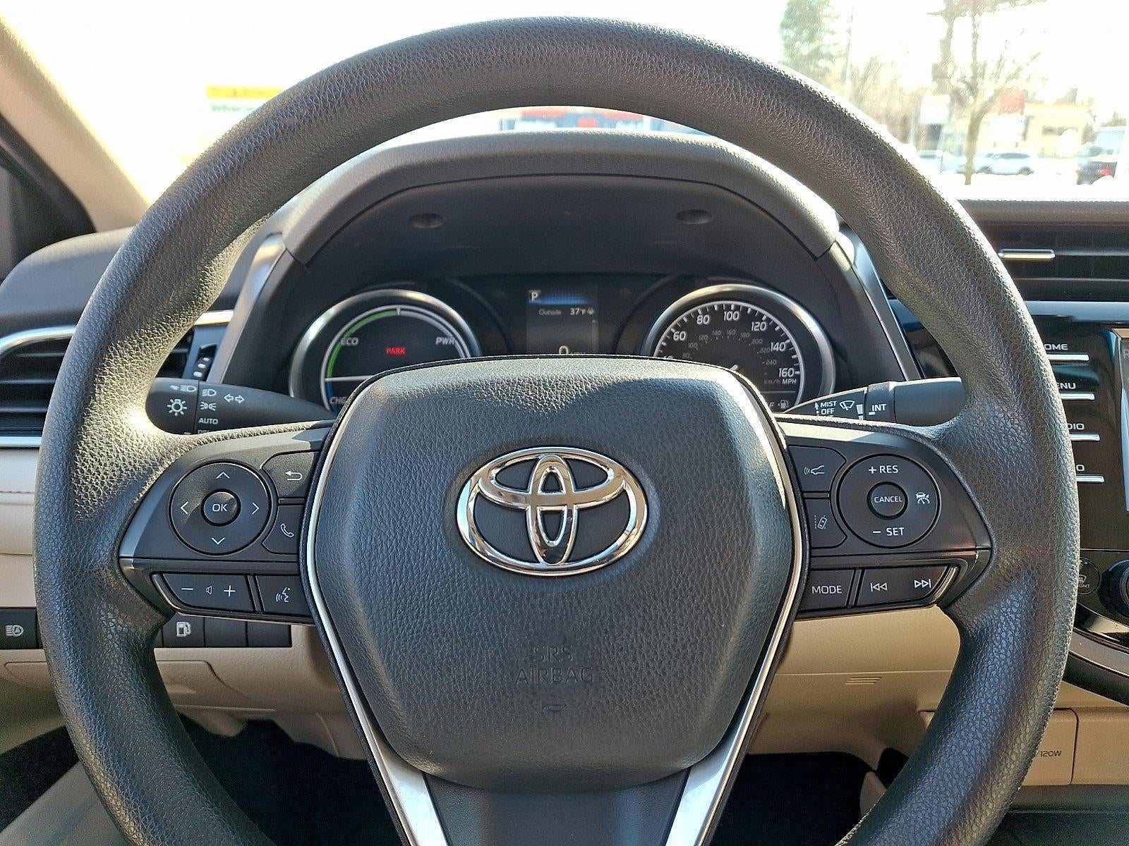 2018 Toyota Camry Hybrid LE CVT (Natl)