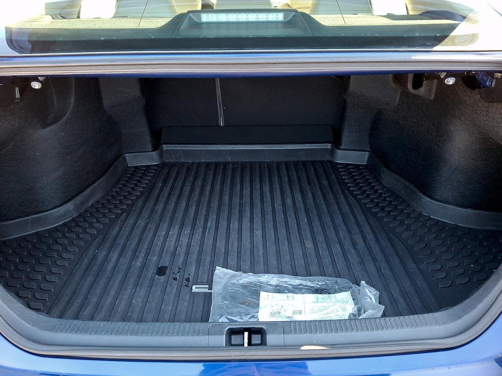 2018 Toyota Camry Hybrid LE CVT (Natl)