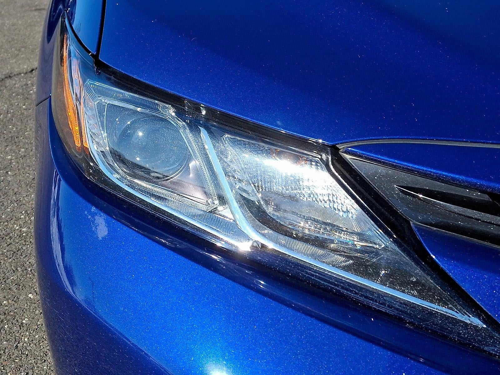 2018 Toyota Camry Hybrid LE CVT (Natl)