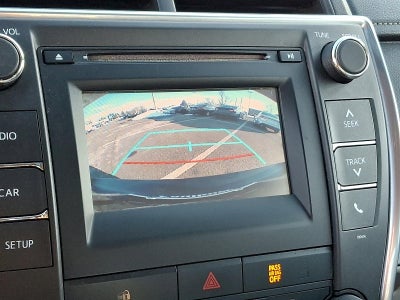 2017 Toyota Camry LE Auto (SE)