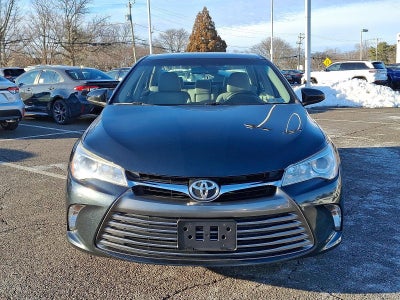 2017 Toyota Camry LE Auto (SE)