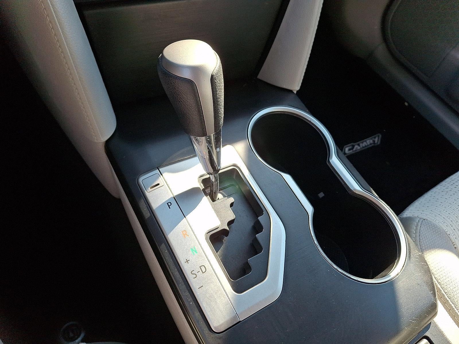 2014 Toyota Camry 2014.5 4dr Sdn I4 Auto LE (Natl)