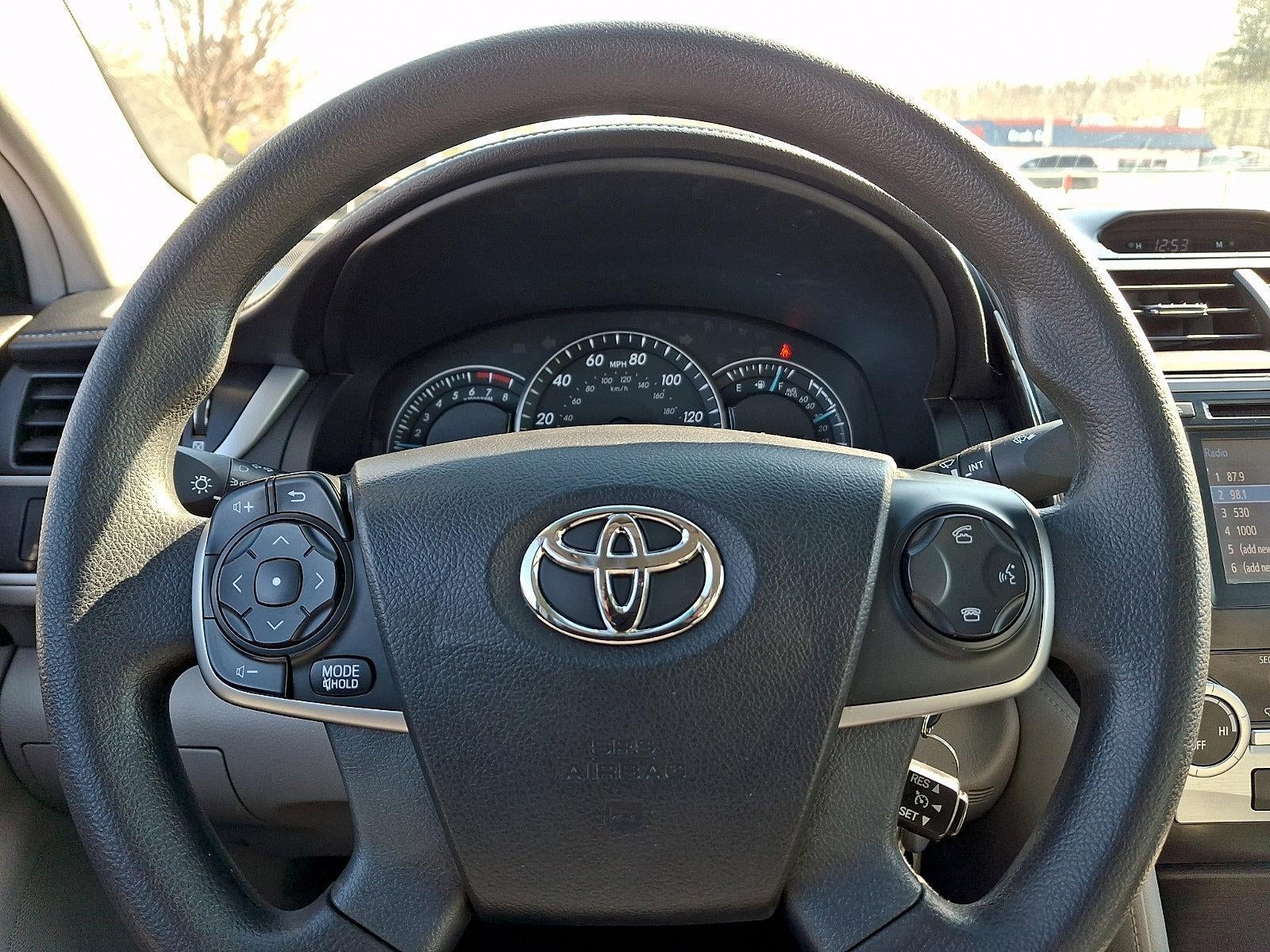 2014 Toyota Camry 2014.5 4dr Sdn I4 Auto LE (Natl)