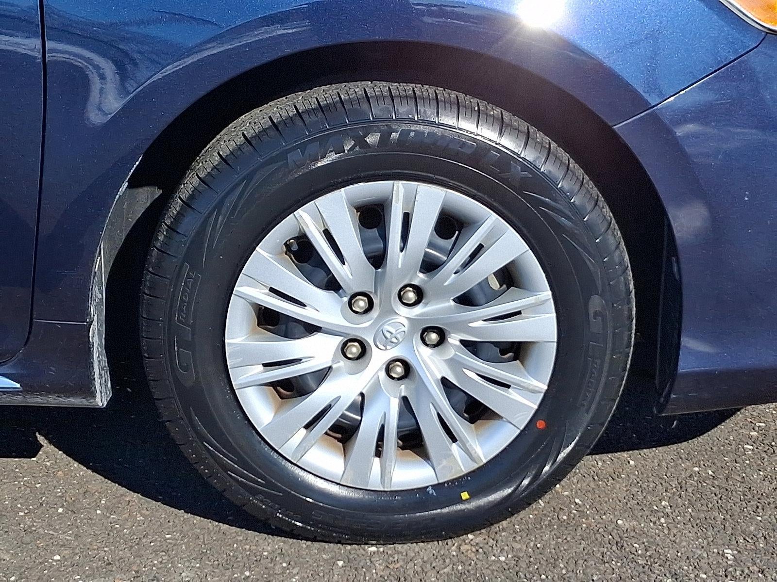 2014 Toyota Camry 2014.5 4dr Sdn I4 Auto LE (Natl)