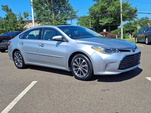 2018 Toyota Avalon XLE Premium (Natl)