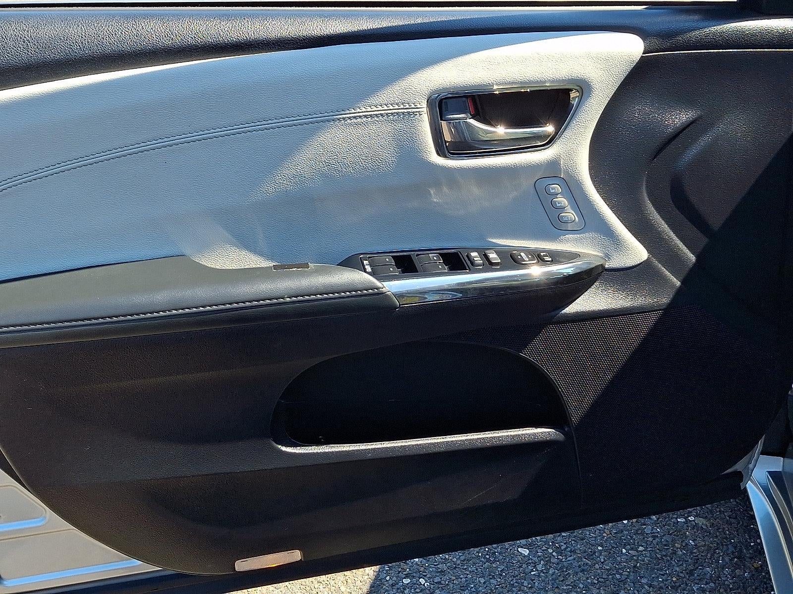 2018 Toyota Avalon XLE Premium (Natl)