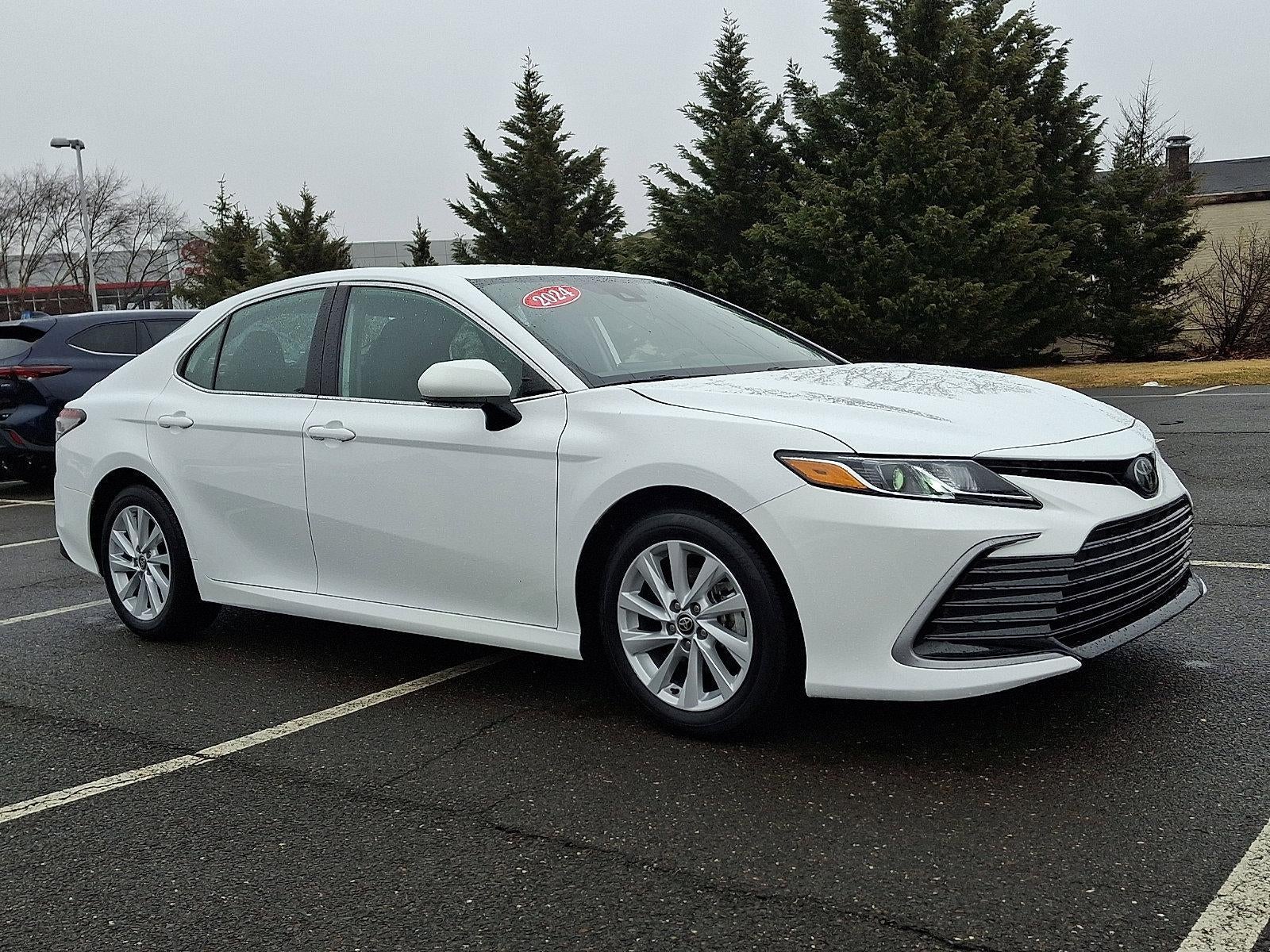 2024 Toyota Camry LE Auto (Natl)