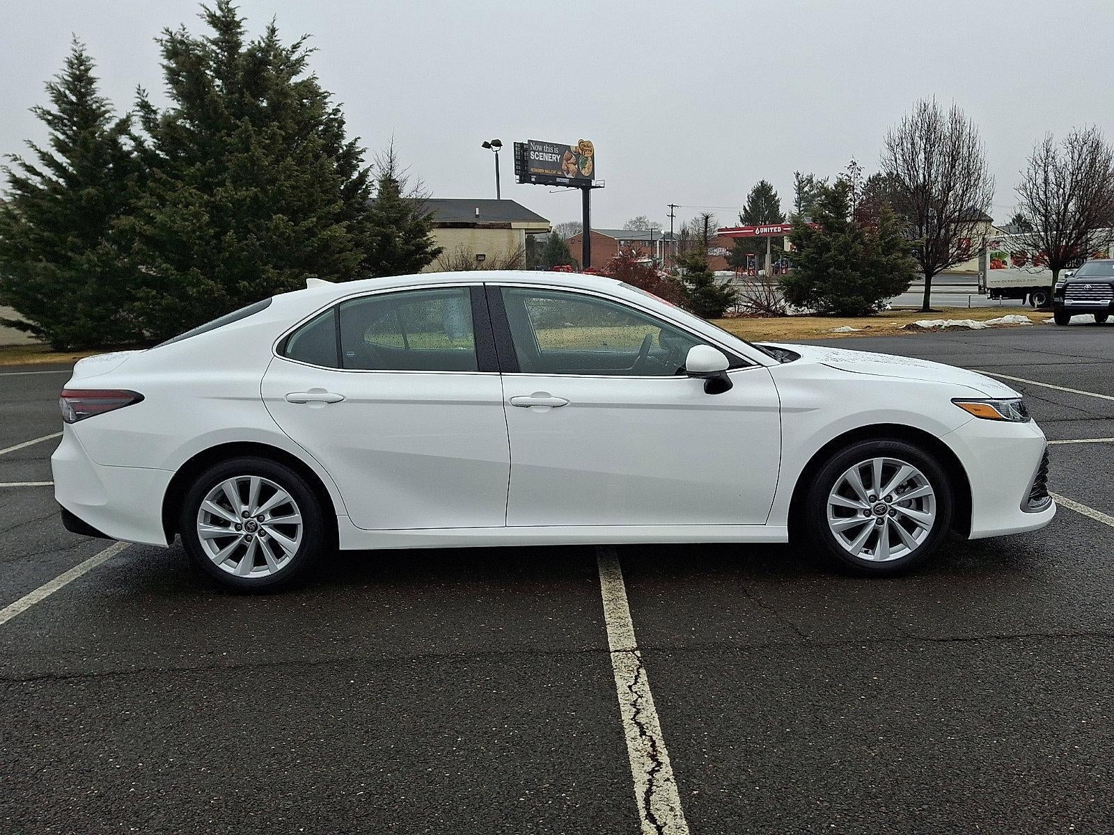 2024 Toyota Camry LE Auto (Natl)