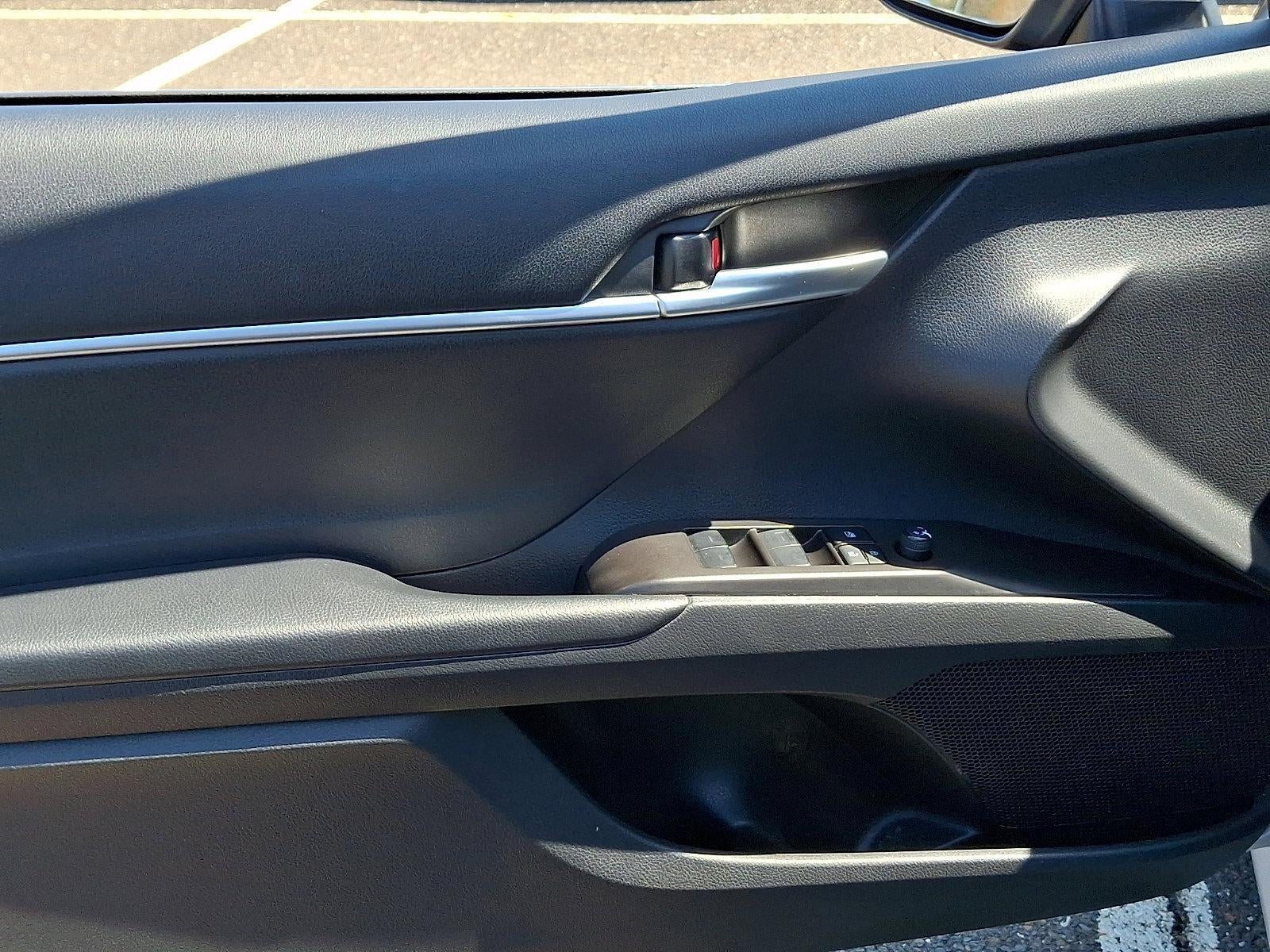 2024 Toyota Camry LE Auto (SE)