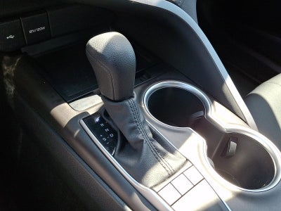 2024 Toyota Camry LE Auto (SE)