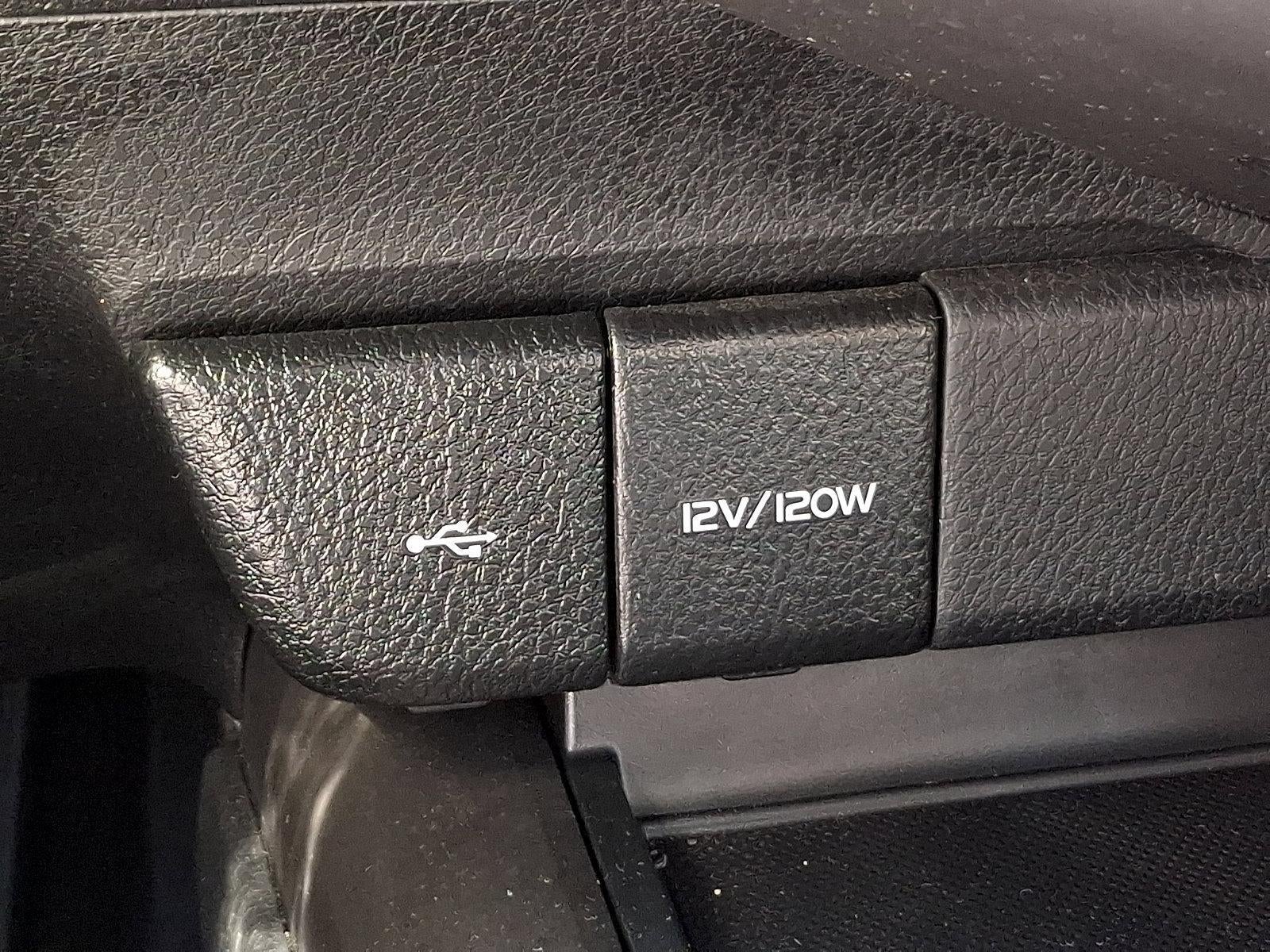 2024 Toyota Camry LE Auto (SE)