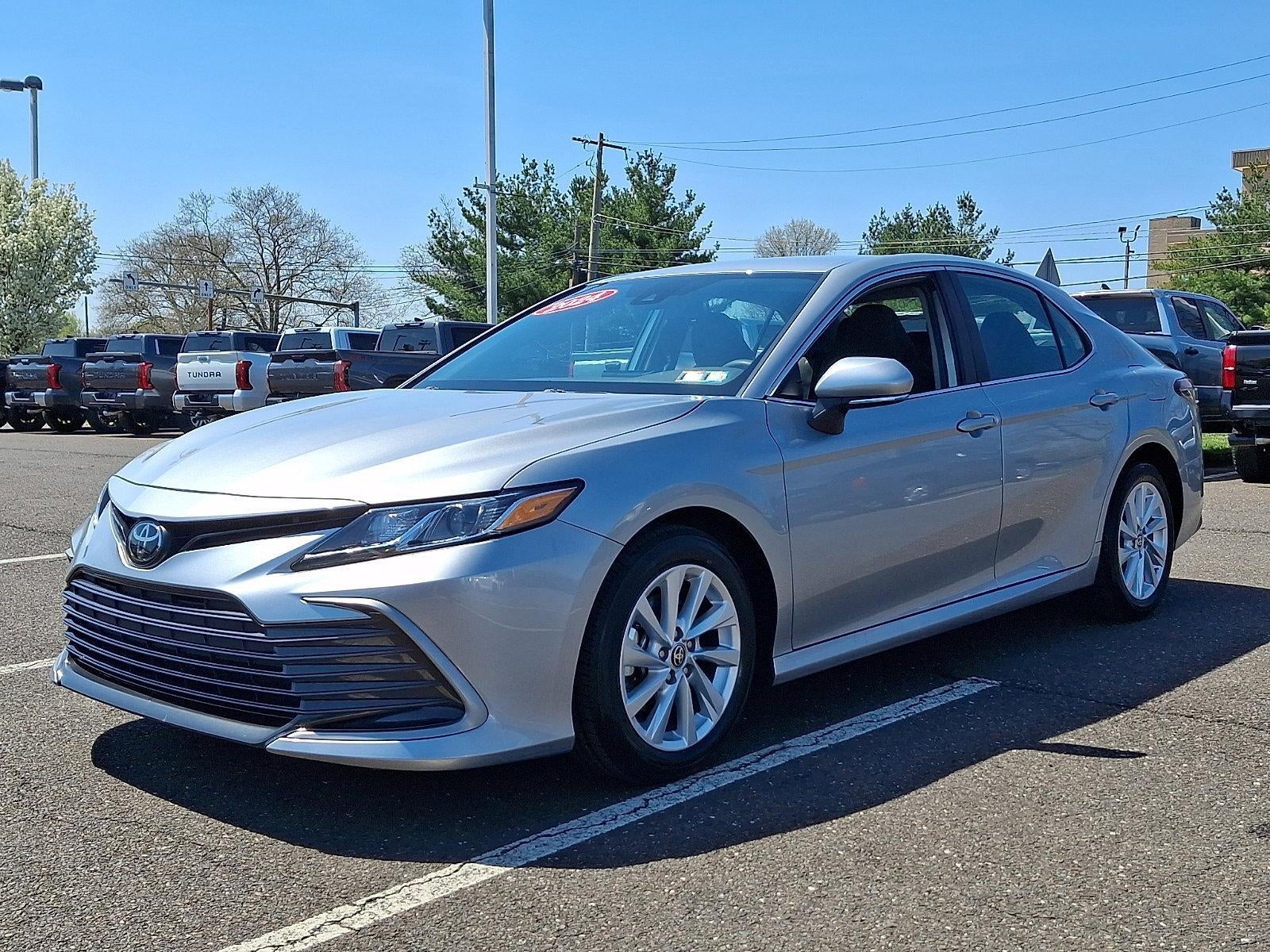 2024 Toyota Camry LE Auto (SE)