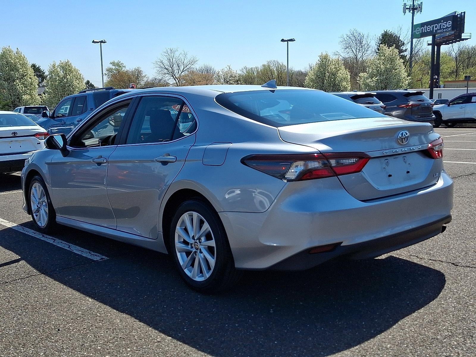 2024 Toyota Camry LE Auto (SE)
