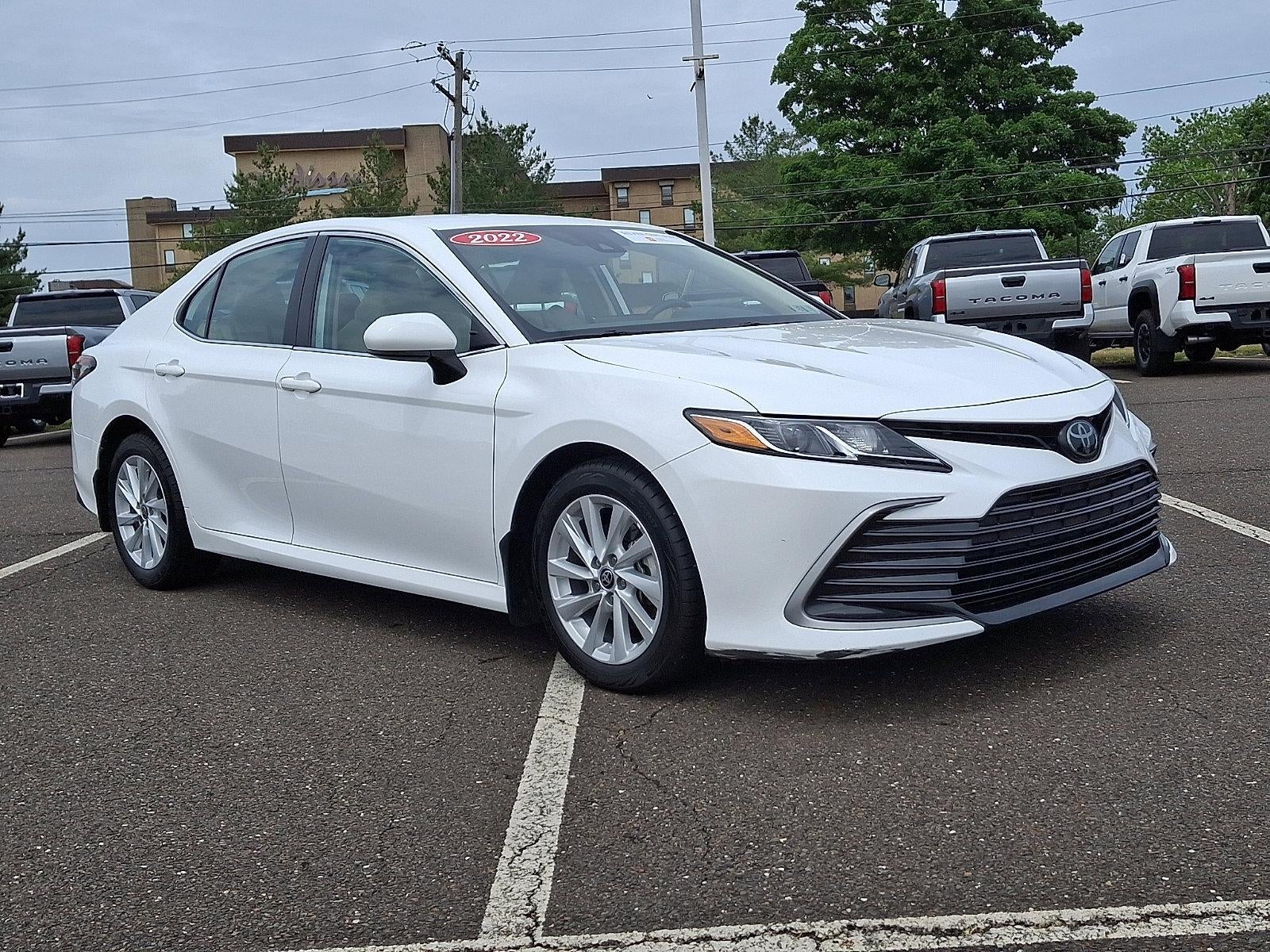 2022 Toyota Camry LE Auto (Natl)