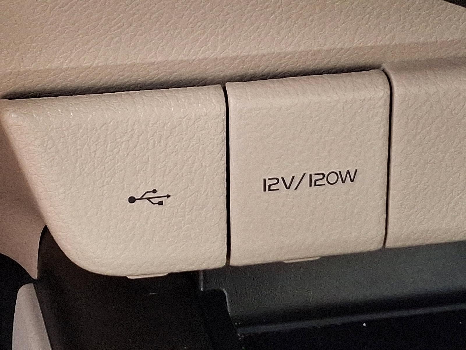 2022 Toyota Camry LE Auto (Natl)