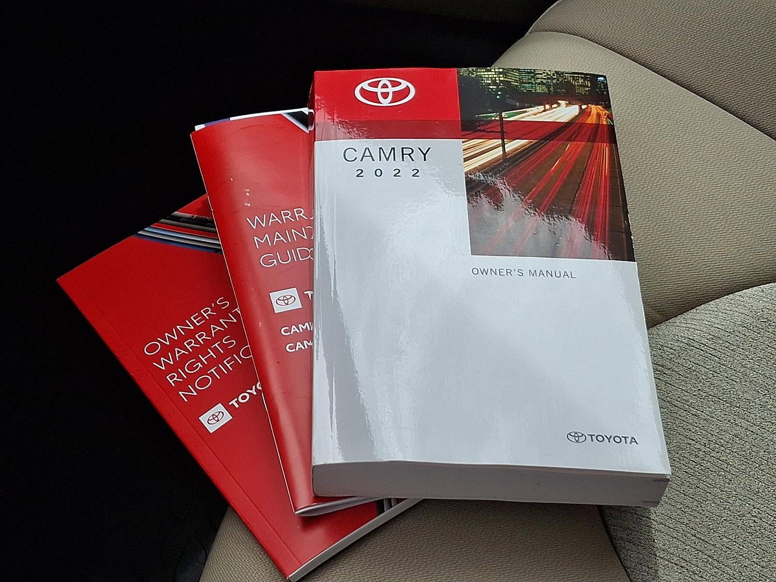 2022 Toyota Camry LE Auto (Natl)