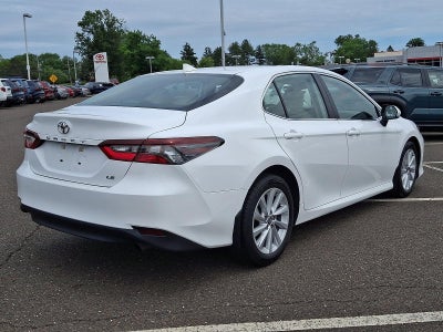 2022 Toyota Camry LE Auto (Natl)